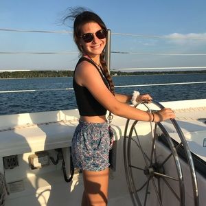 Meet your Posher, Maggie